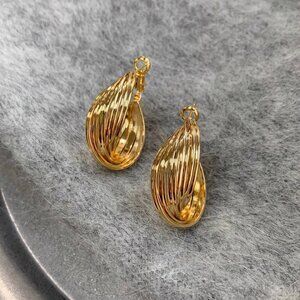 #14 Textured Twisted Leaf Hoop Earrings – Gold Tone (S925 Silver Post)